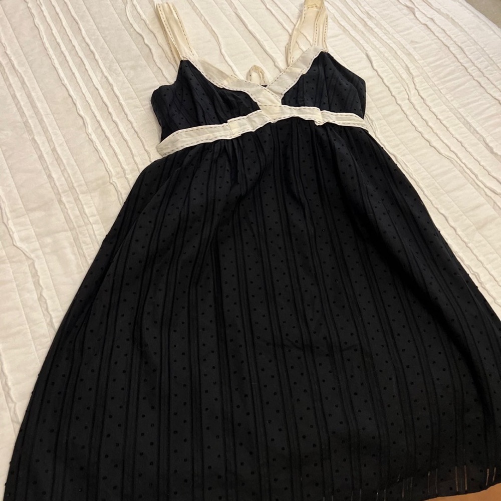 bcbgmaxazria zipper midi dresses